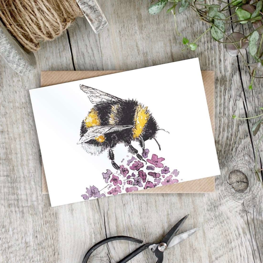 Puriri Lane | Bumblebee & Lavender Card