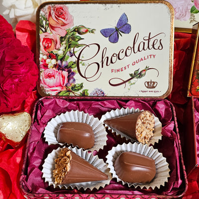 Nostalgia Medium Tin w/Van H Chocolates