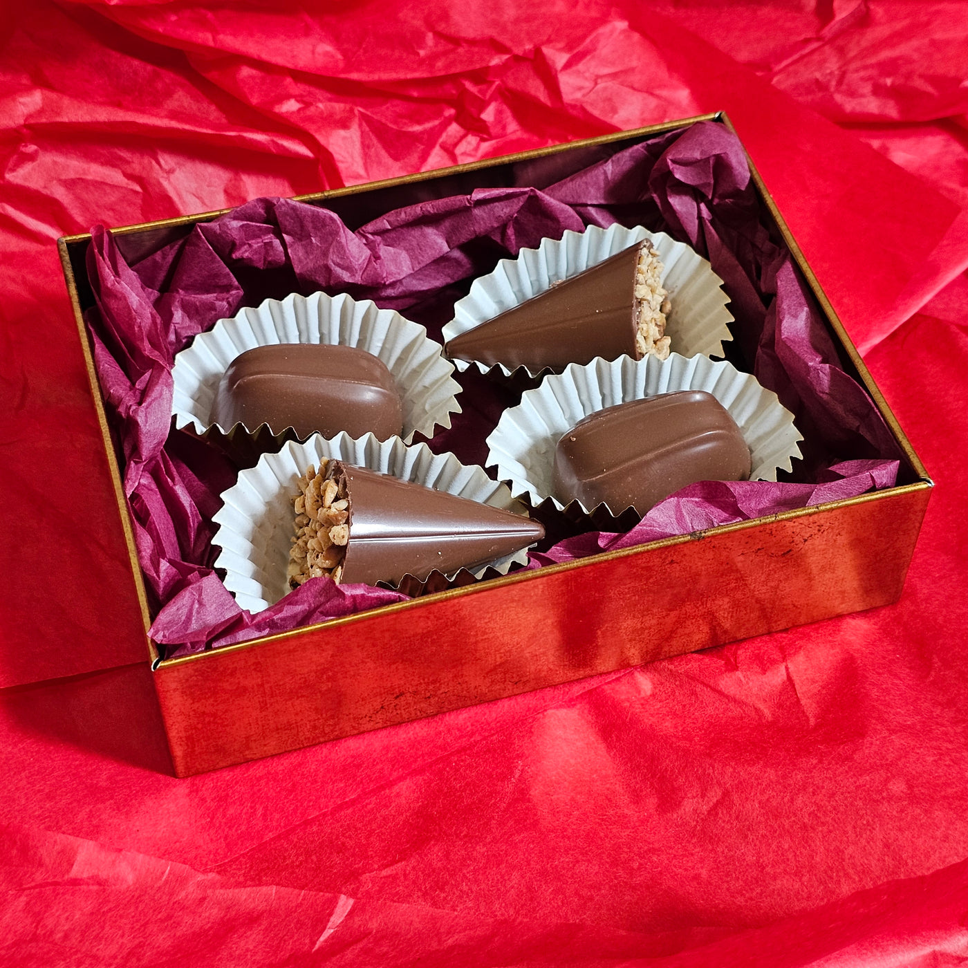 Vintage Tin w/Van H Chocolates