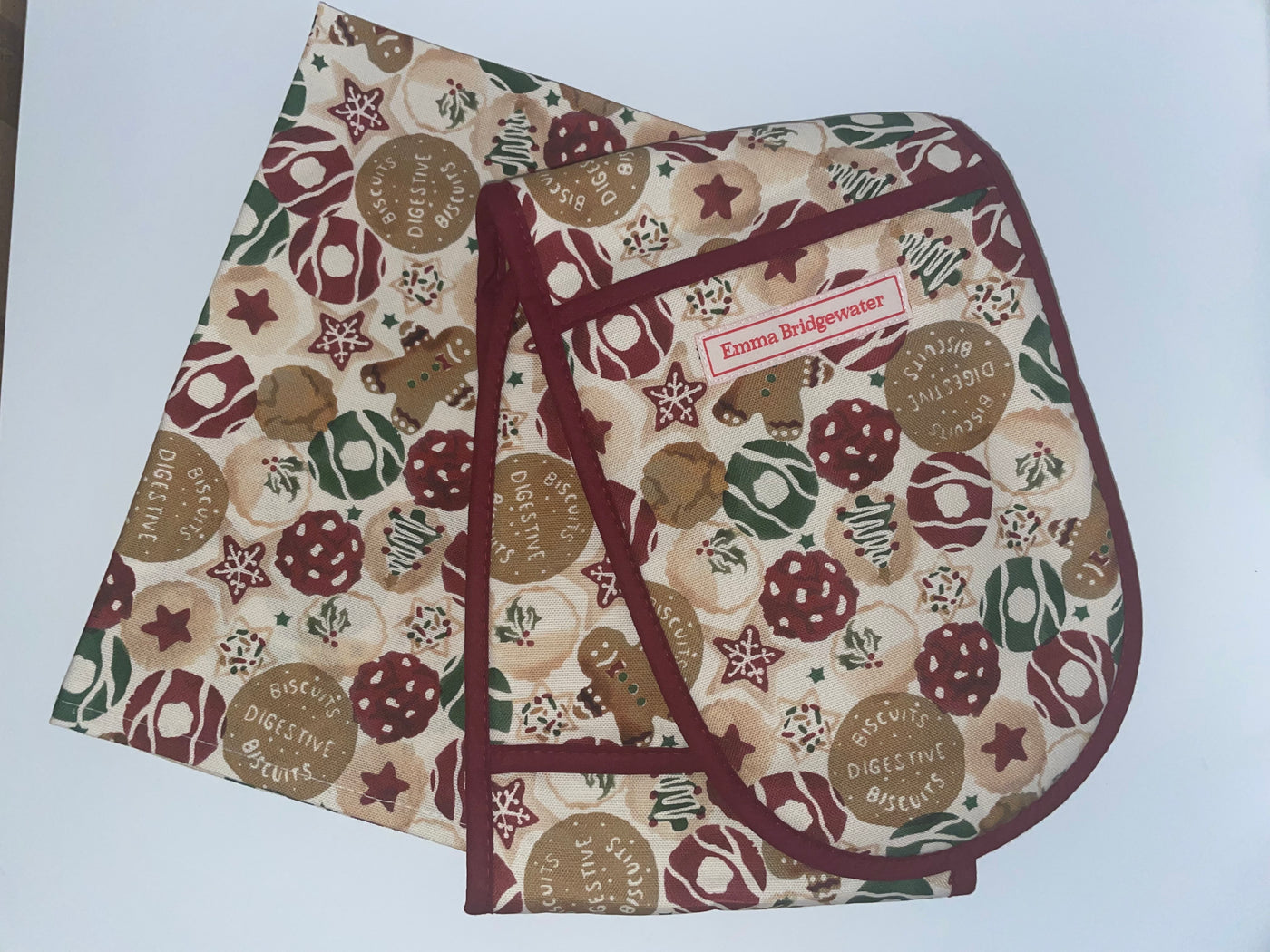 Puriri Lane Addenbrooke | Christmas Biscuits - Double Oven Glove & Tea Towel Set | Emma Bridgewater