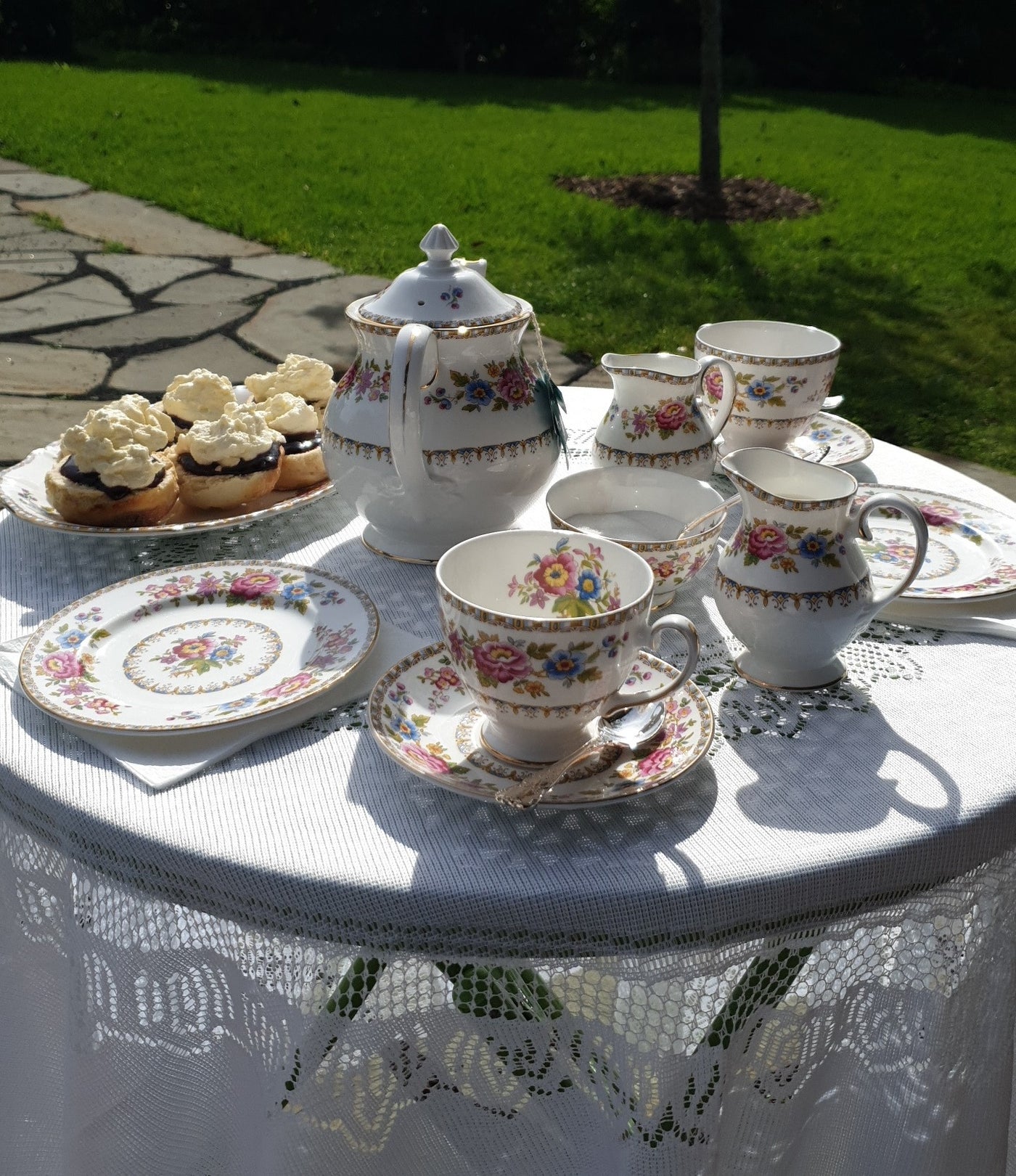 Garden Walk & Devonshire Tea Booking
