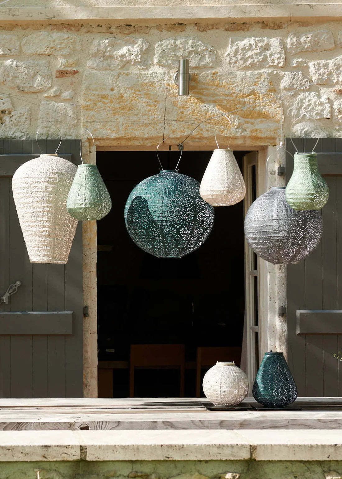 Lumiz Tulip Lantern | 20cm