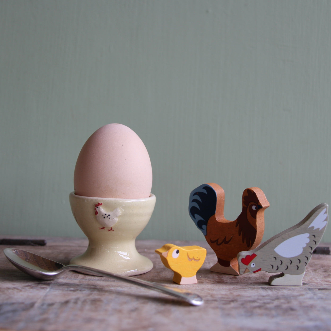 Puriri Lane | Jane Hogben | Egg Cups | Yellow | Hens