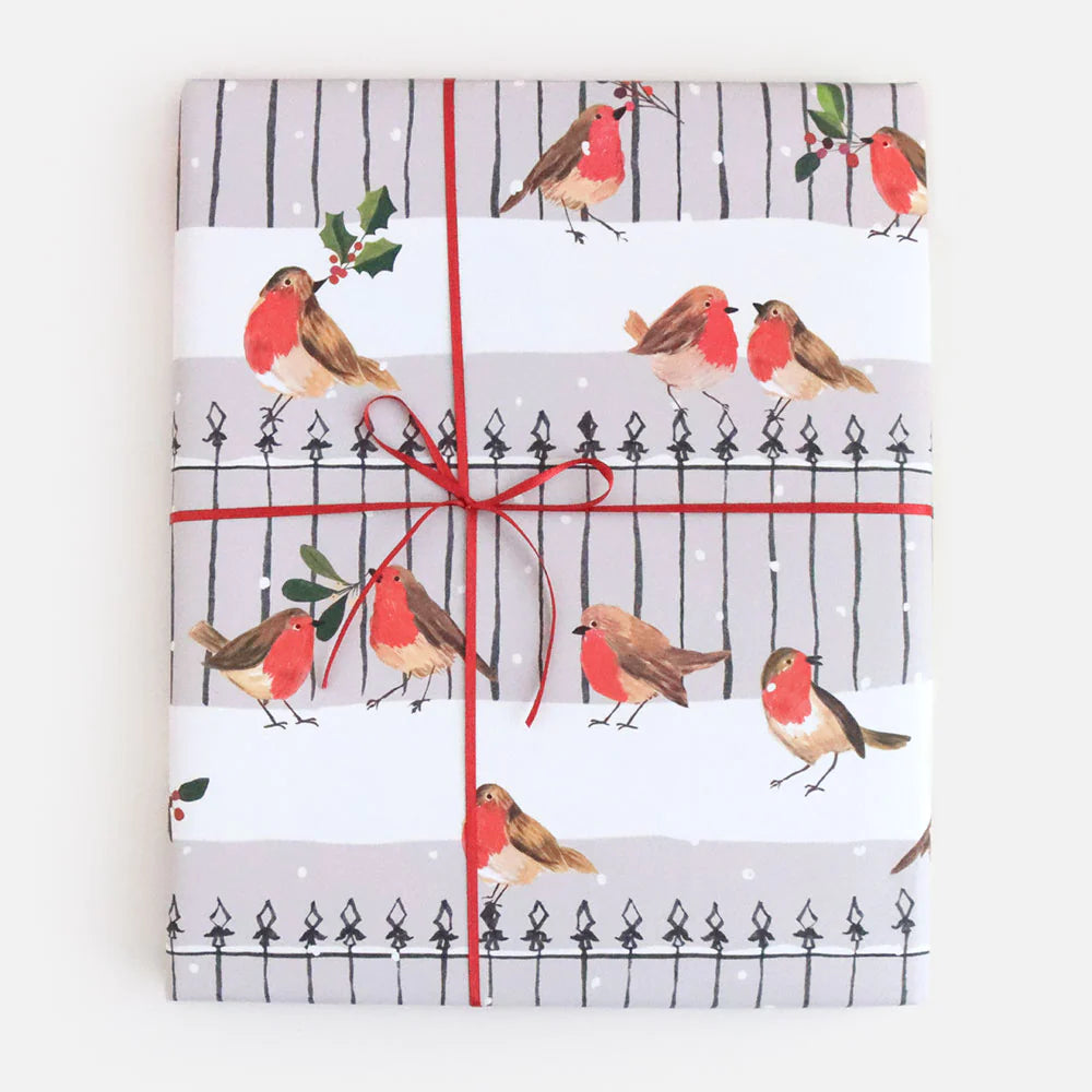 Puriri Lane | Snowy Robins Gift Wrap